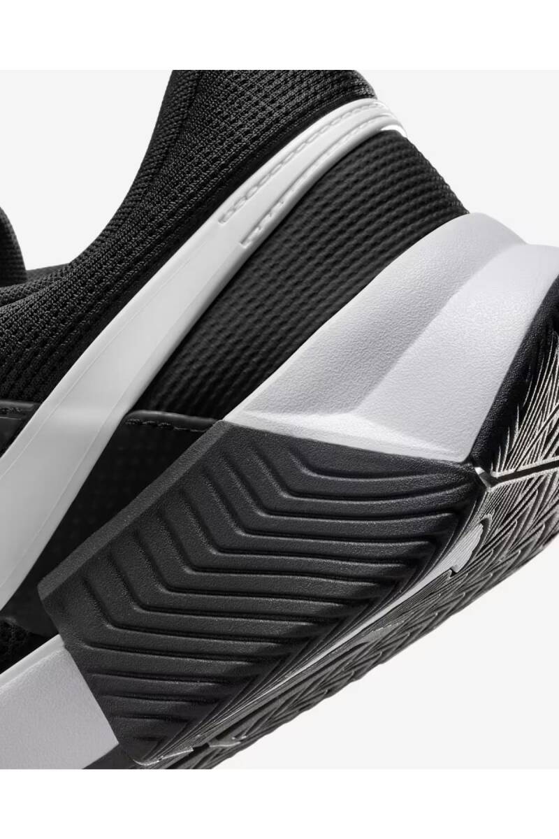 Nike Zoom GP Challenge 1 Sert Kort Erkek Tenis Ayakkabısı - 7
